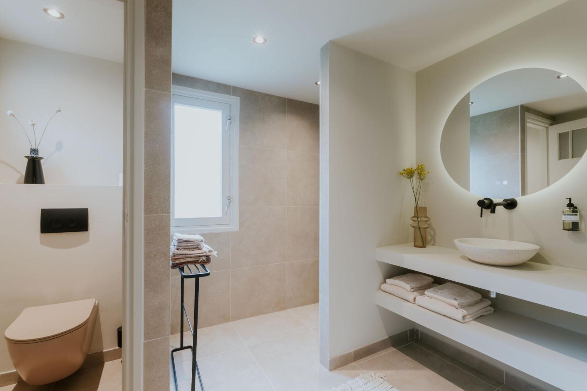 Havenhuis Тилбург Екстериор снимка